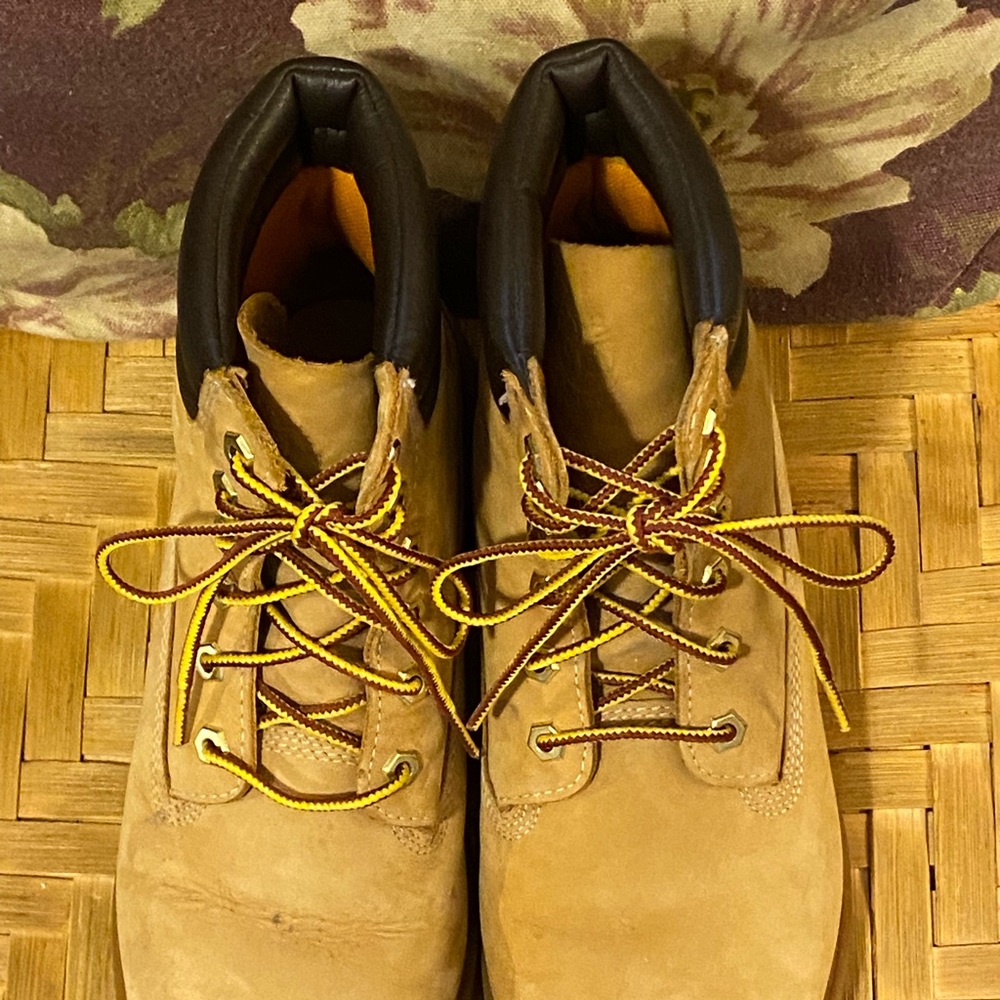 Timberland Boots Women’s 9